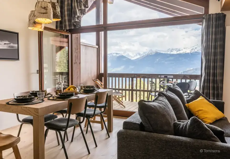 Les Roches Blanches, Combloux (self catered apartments) - Typical 2 bed premium apartment style