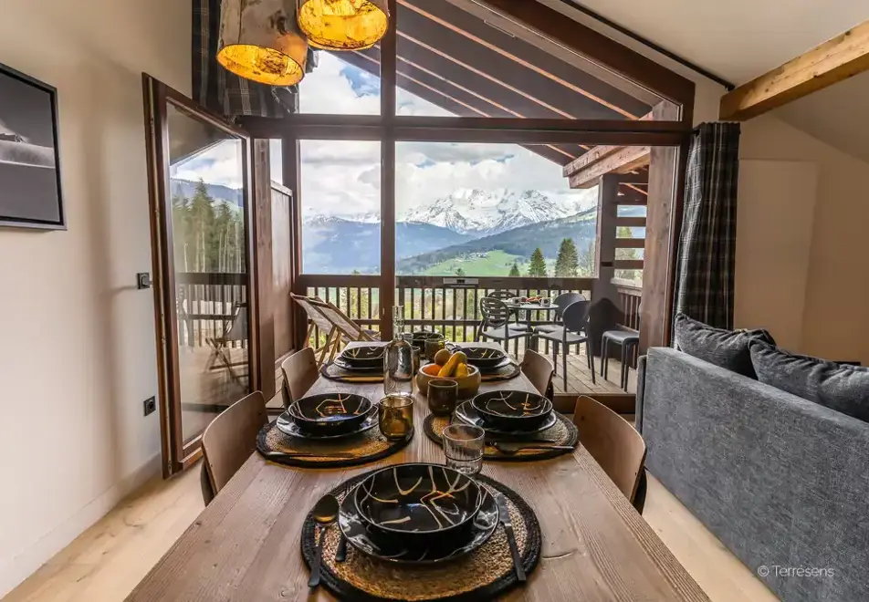 Les Roches Blanches, Combloux (self catered apartments) - Typical 2 bed premium apartment style