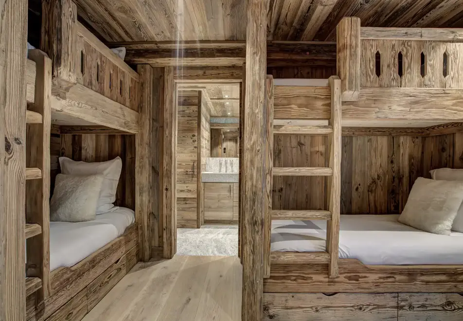 Chalet Alaska, Chamonix (self catered chalet) - Dormitory for 4 persons (©Adam Johnston)