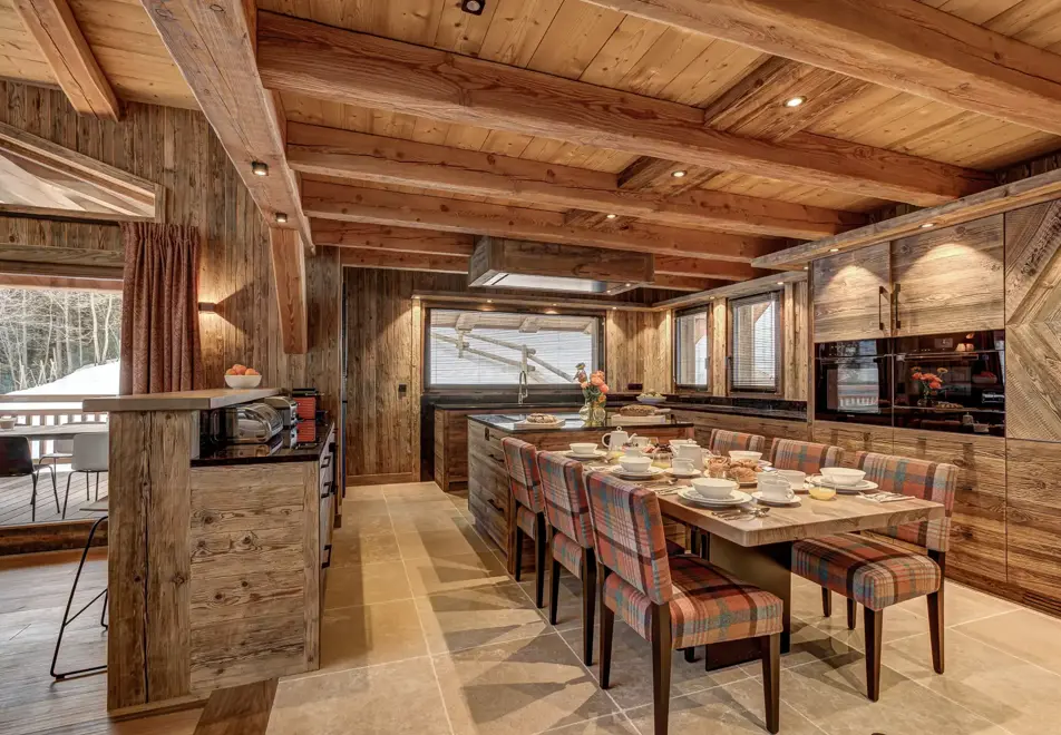 Chalet Saphir, Chamonix (self catered chalet) - Kitchen area (©Adam Johnston)