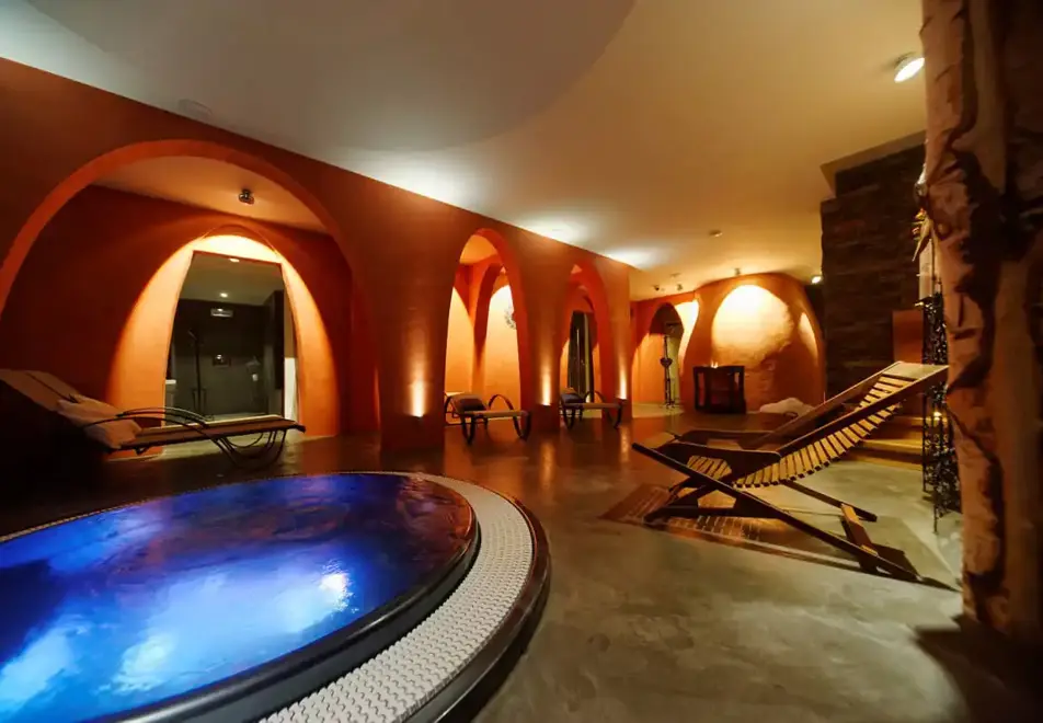 Cote Brune, Les 2 Alpes (hotel) - Spa