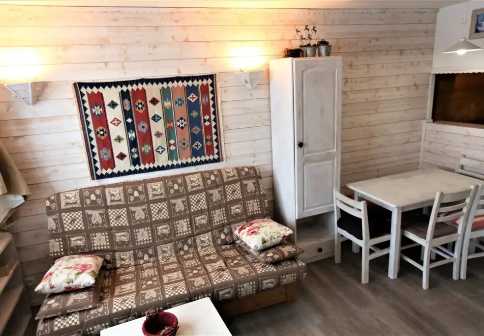 Fontaines Blanches, Avoriaz (self catered apartments) - 1 bedroom 4 comfort typical style