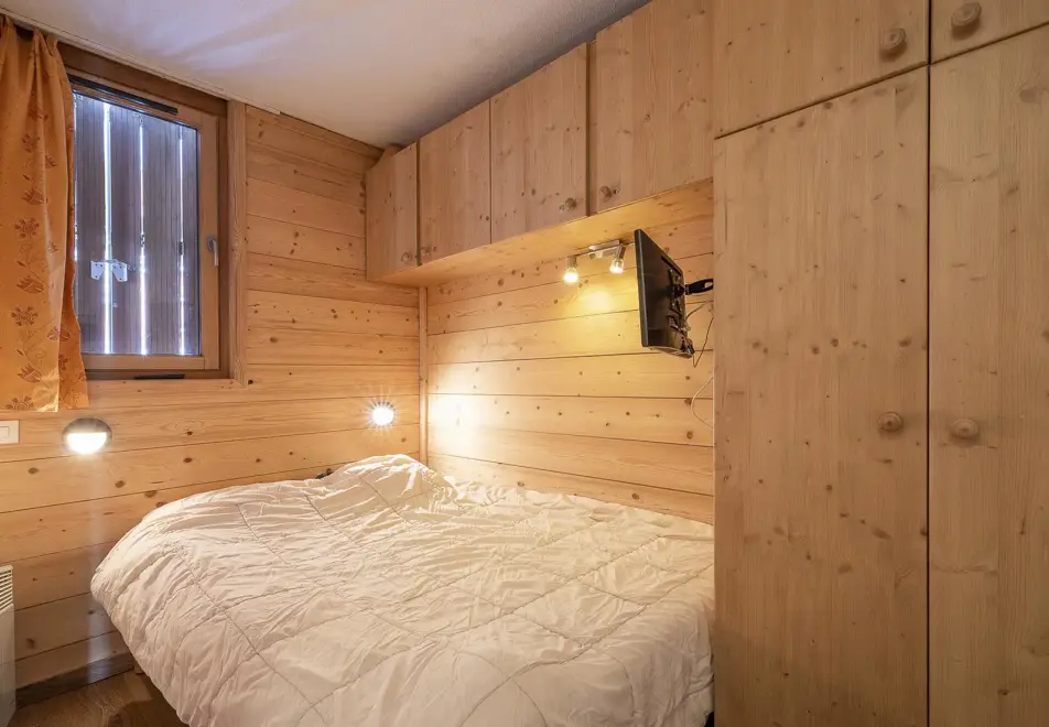 Fontaines Blanches, Avoriaz (self catered apartments) - 1 bedroom alc 6 comfort typical style