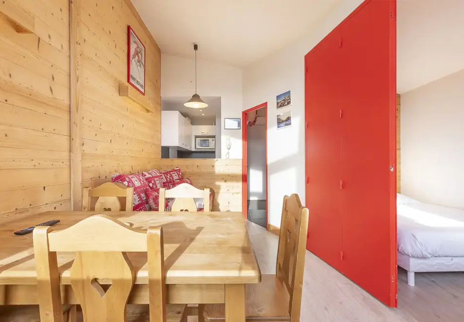 Fontaines Blanches, Avoriaz (self catered apartments) - 1 bedroom 4 charming typical style