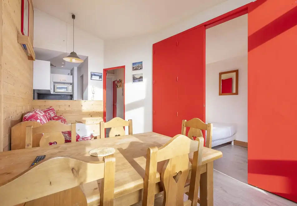 Fontaines Blanches, Avoriaz (self catered apartments) - 1 bedroom 4 charming typical style