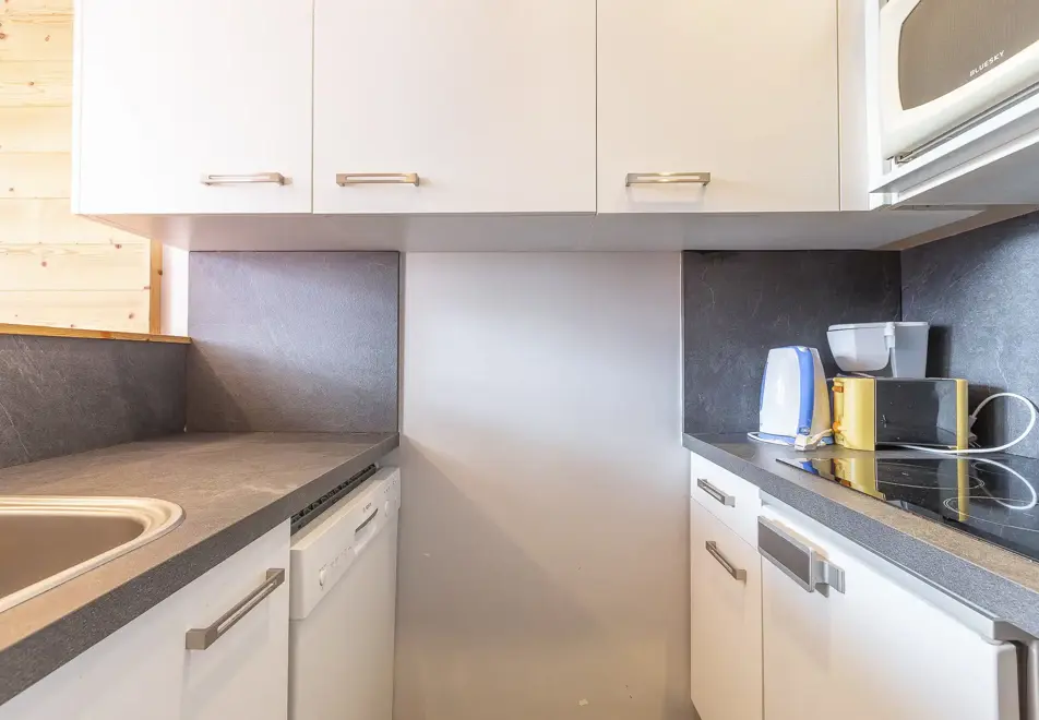 Fontaines Blanches, Avoriaz (self catered apartments) - 1 bedroom 4 charming typical style