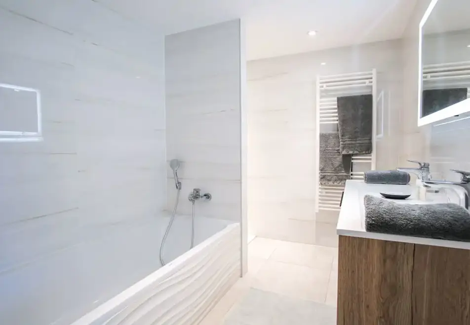 Villa Caroline, Lake Annecy - Suite Caroline room