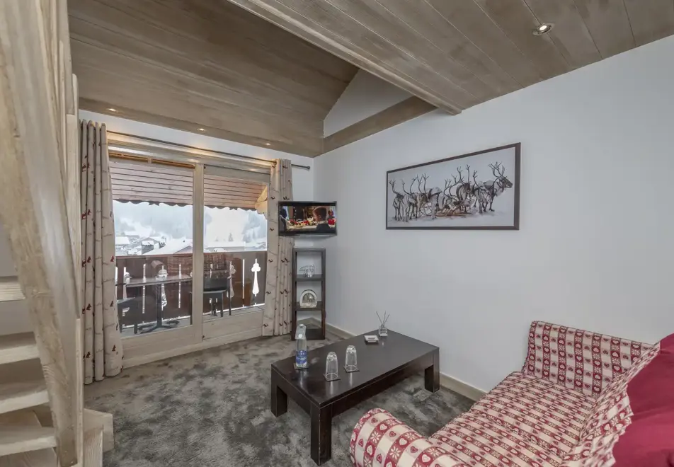 La Chaudanne, Meribel (hotel) - Typical duplex suite room style