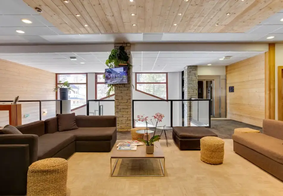 Les Portes du Mont Blanc, Vallorcine (self catered apartments) - Reception