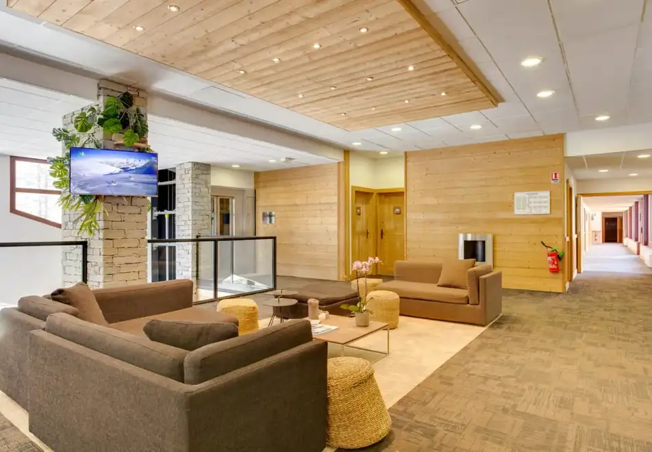 Les Portes du Mont Blanc, Vallorcine (self catered apartments) - Reception