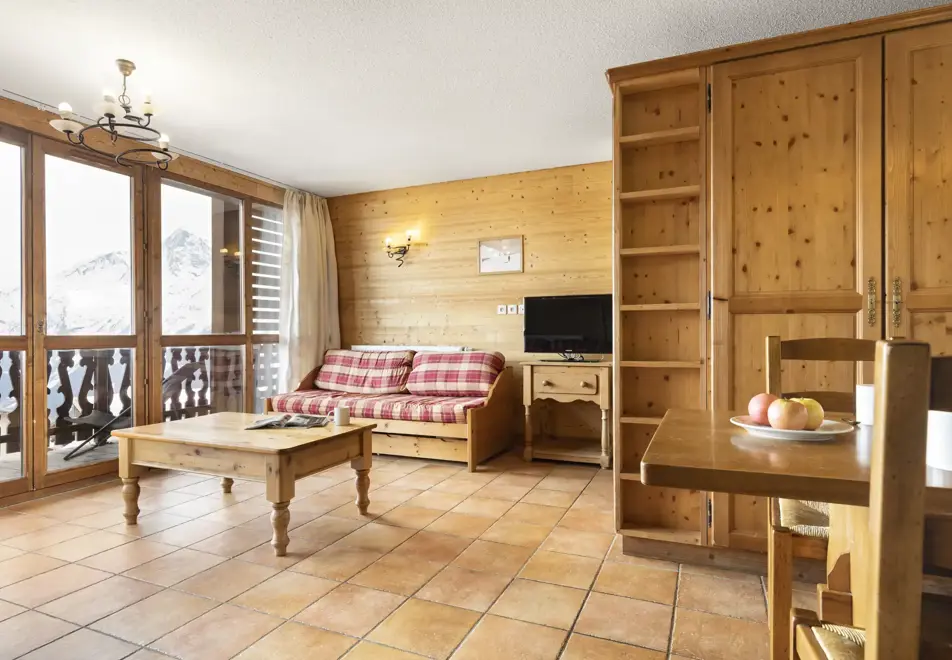 Les Balcons de la Rosiere, La Rosiere (self catered apartments) - Typical 8 person apartment style