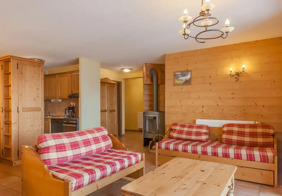 Les Balcons de la Rosiere, La Rosiere (self catered apartments) - Typical 10 person apartment style