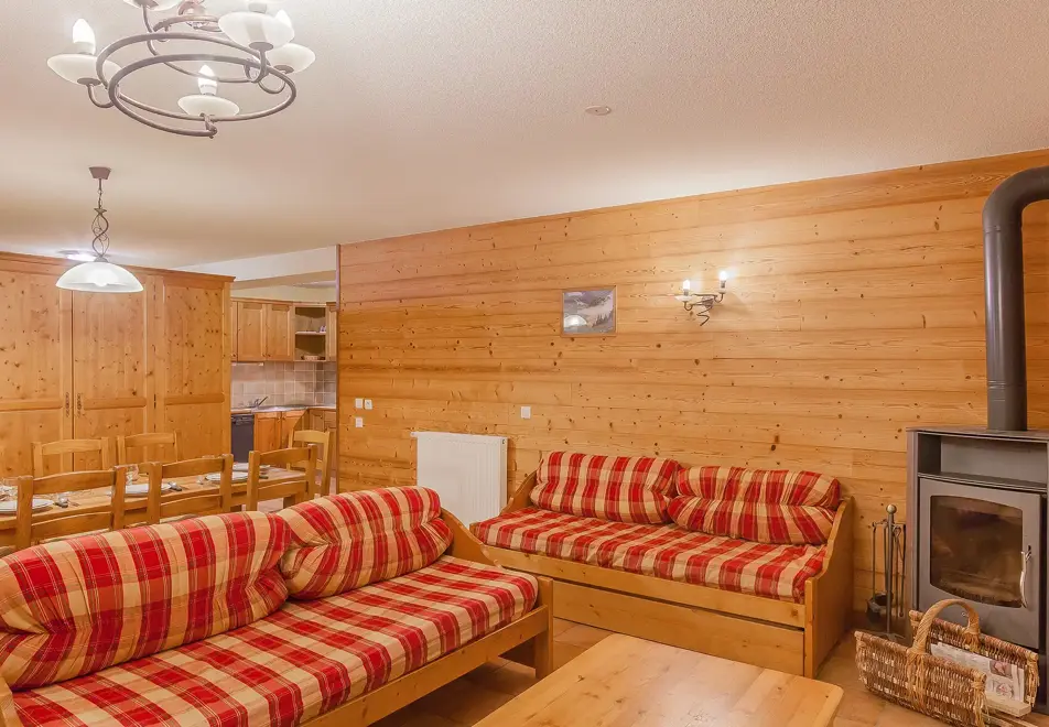 Les Balcons de la Rosiere, La Rosiere (self catered apartments) - Typical 12 person apartment style