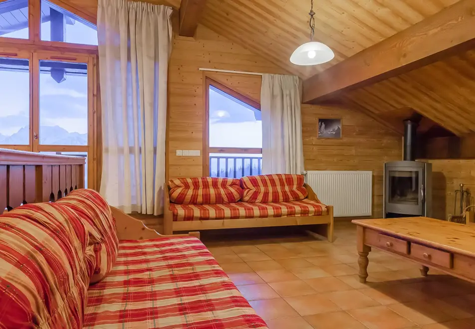 Les Balcons de la Rosiere, La Rosiere (self catered apartments) - Typical 12 person apartment style