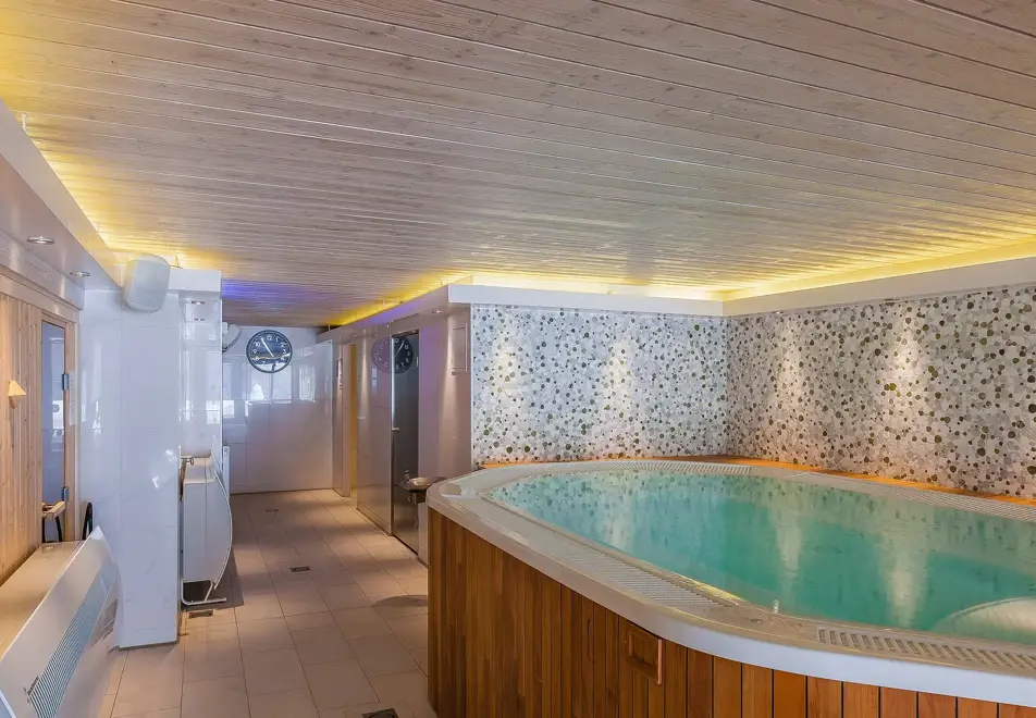 Les Balcons de la Rosiere, La Rosiere (self catered apartments) - Spa area