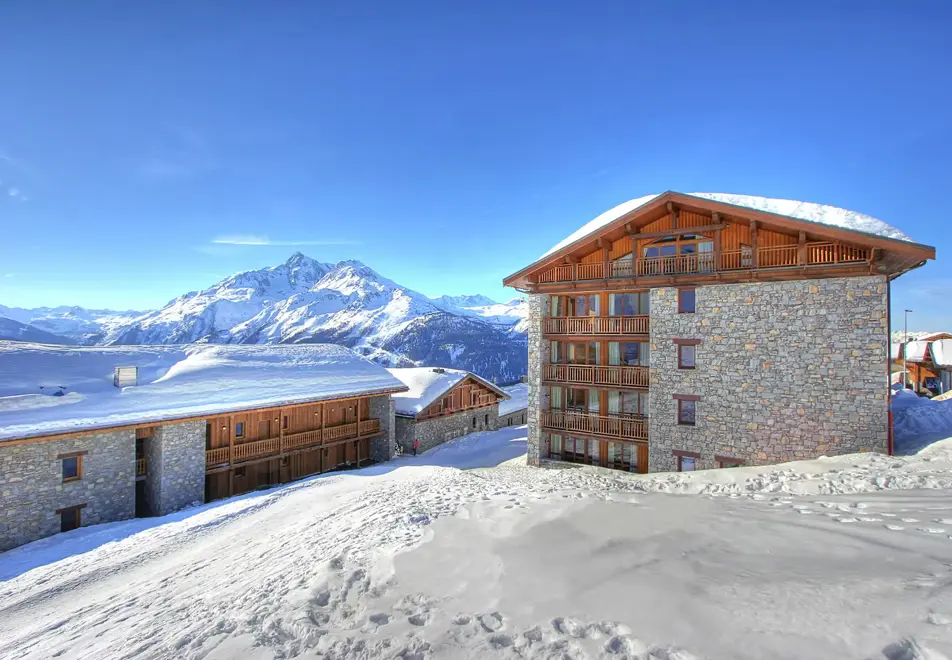 Les Balcons de la Rosiere, La Rosiere (self catered apartments) - Excellent location