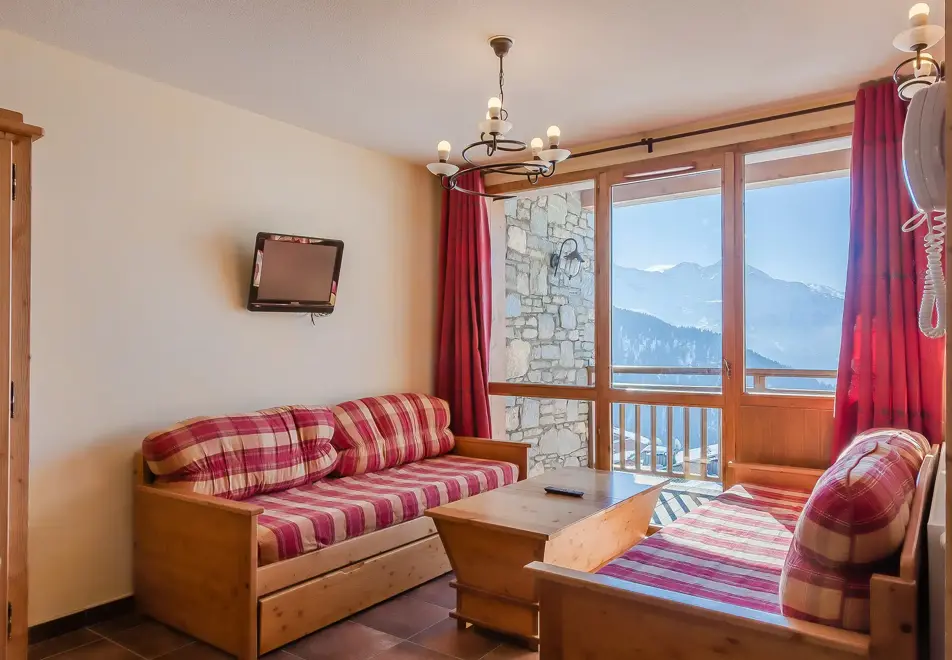 Les Balcons de la Rosiere, La Rosiere (self catered apartments) - Typical 4 person apartment style