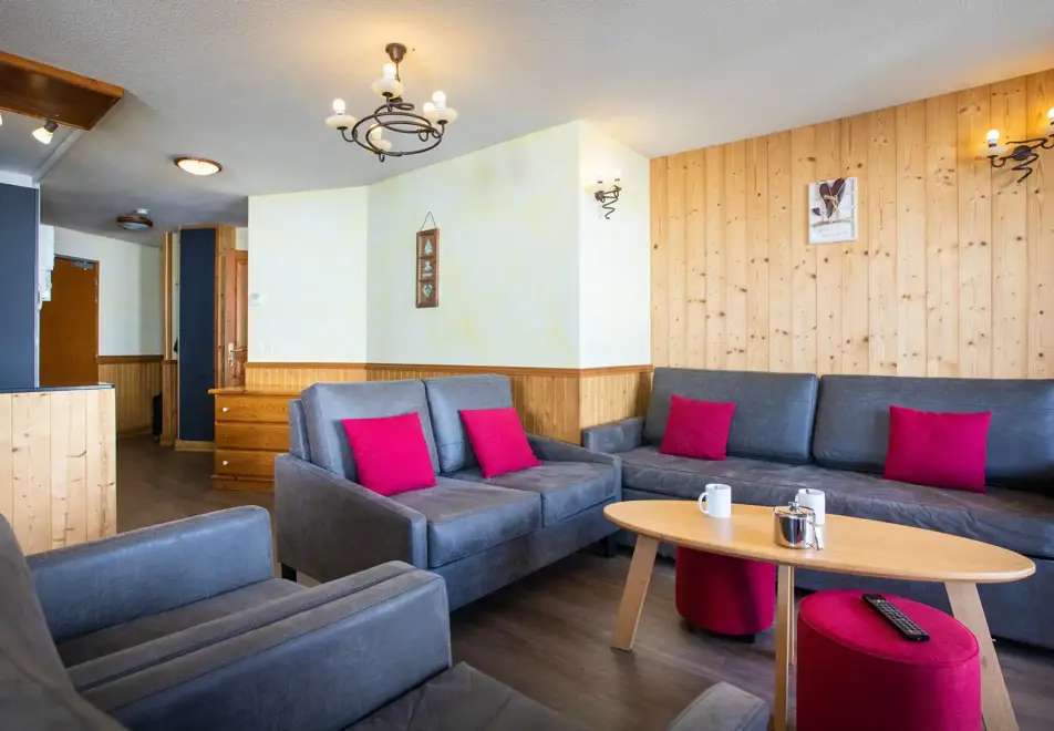 Les Balcons de Val Thorens, Val Thorens (self catered apartment) - Typical apartment style