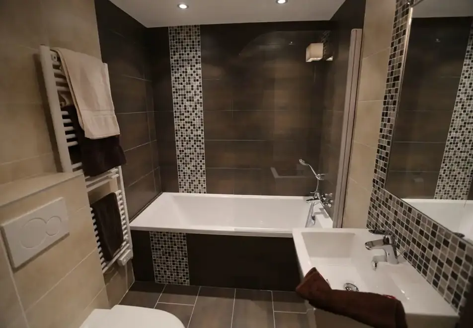 Les Chalets d'Adrien, Valloire (self catered apartments) - Adrien 6