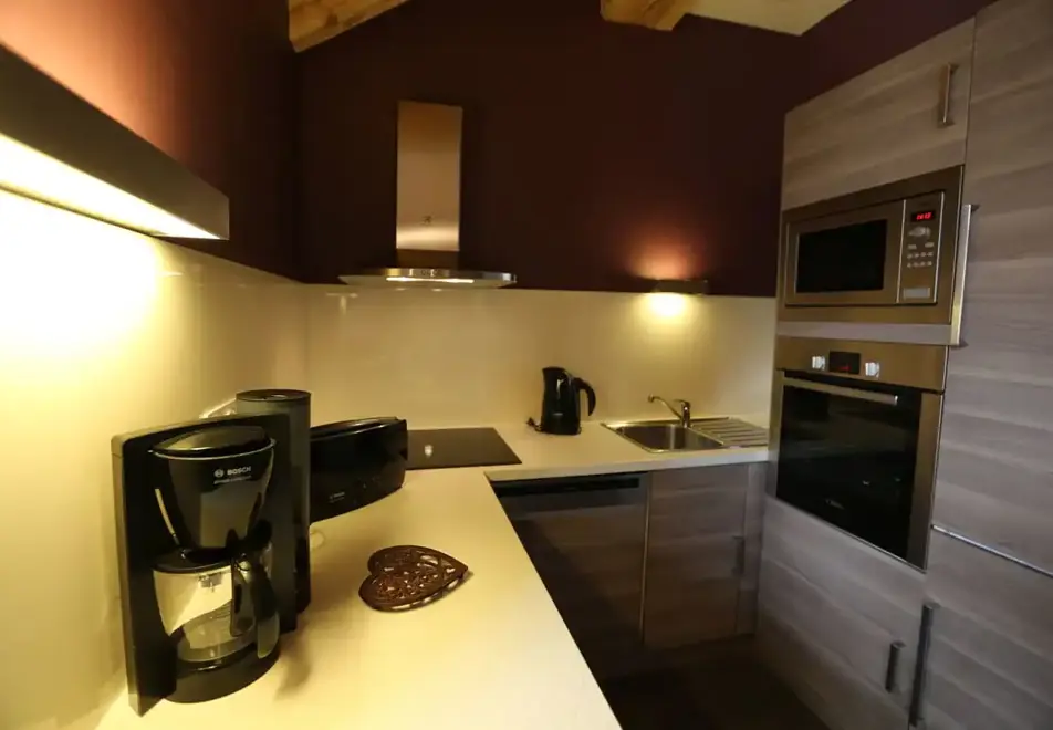 Les Chalets d'Adrien, Valloire (self catered apartments) - Adrien 9