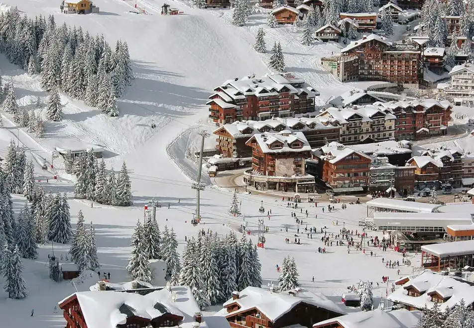 Hotel de la Loze, Courchevel 1850 (hotel) - Easy ski access