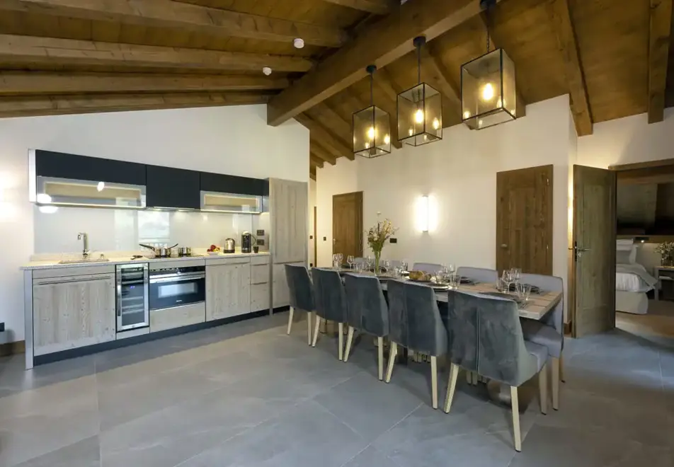 Laska, Les Contamines (self catered apartments) - Typical 4 bed prestige apartment style