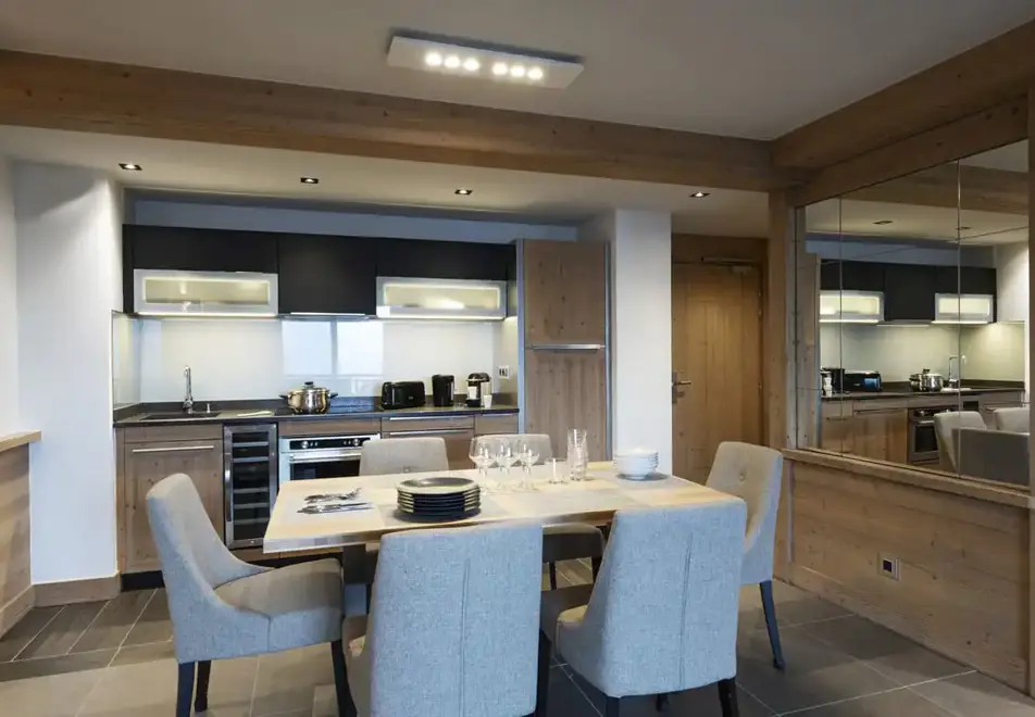 Manaka, Plagne Centre (self catered apartments) - Typical 2 bedroom confort apartment style