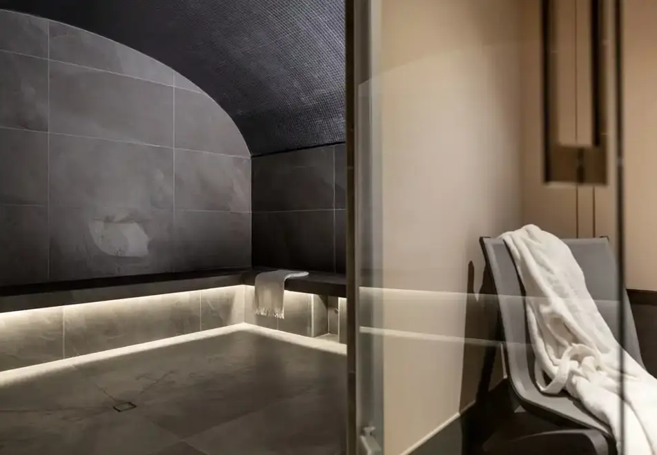 Manaka, Plagne Centre (self catered apartments) - Spa