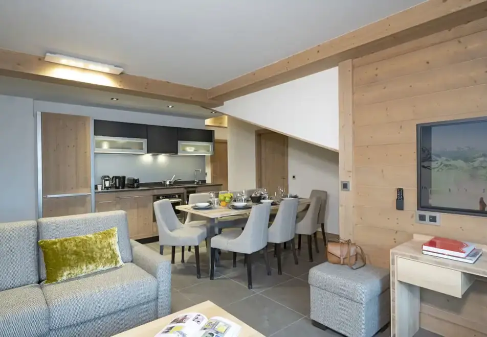 Manaka, Plagne Centre (self catered apartments) - Typical 3 bedroom prestige apartment style