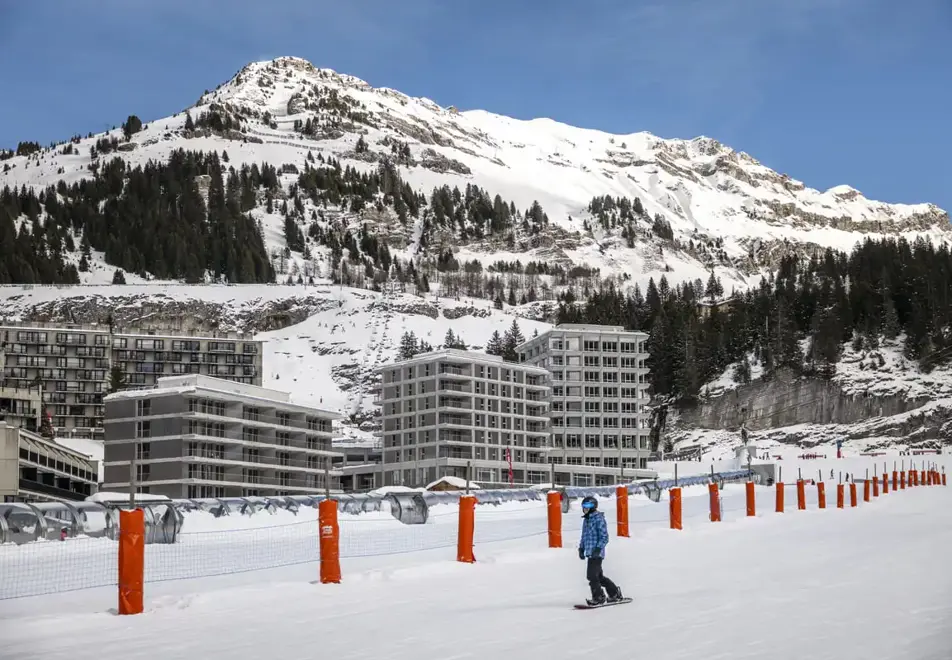 Alhena, Flaine (self catered apartments) - Easy ski access