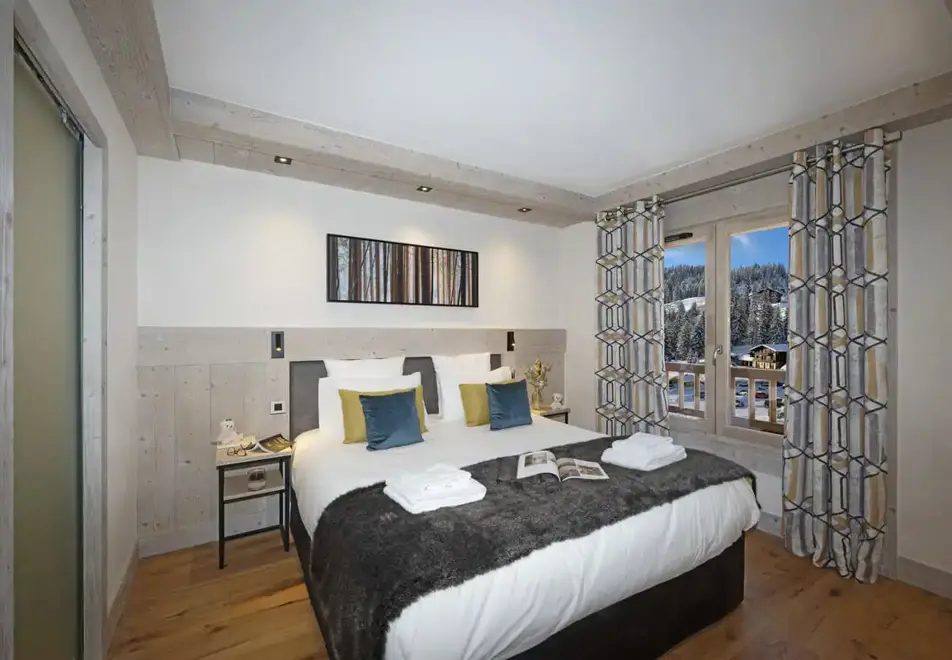 Hameau de l'Ours, Manigod (self catered apartments) - Typical 2 bedroom grand confort style