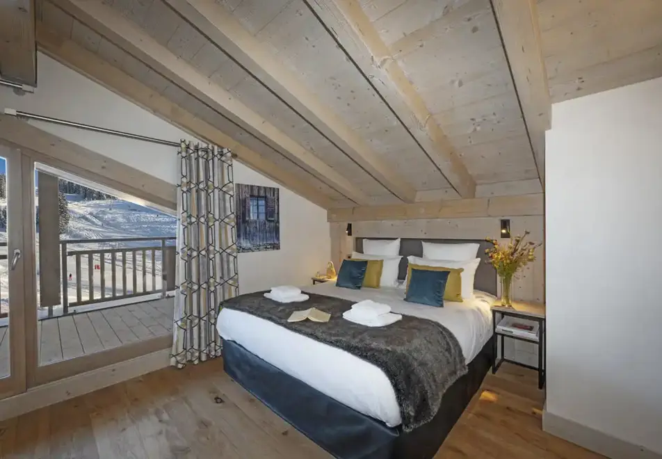 Hameau de l'Ours, Manigod (self catered apartments) - Typical 2 bedroom duplex style