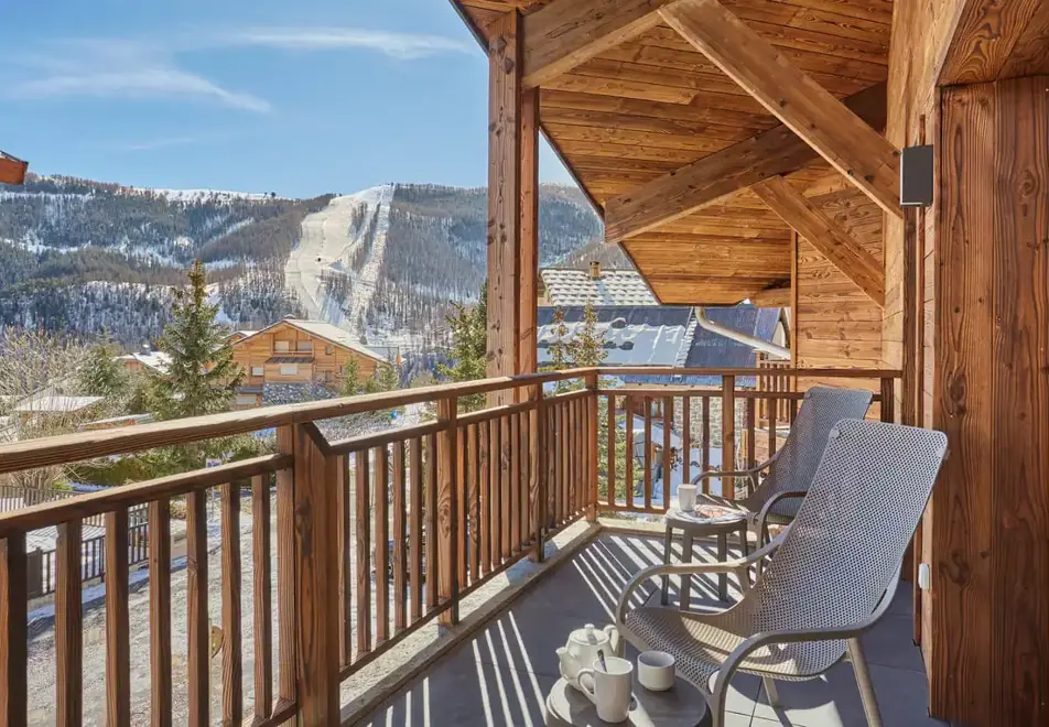 Le Mont d'Auron, Auron (self catered apartments) - Typical 2 bedroom apartment style