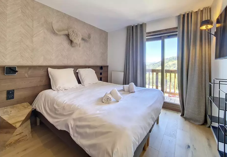 Chalets de Mottaret, Meribel (self catered apartments) - B22