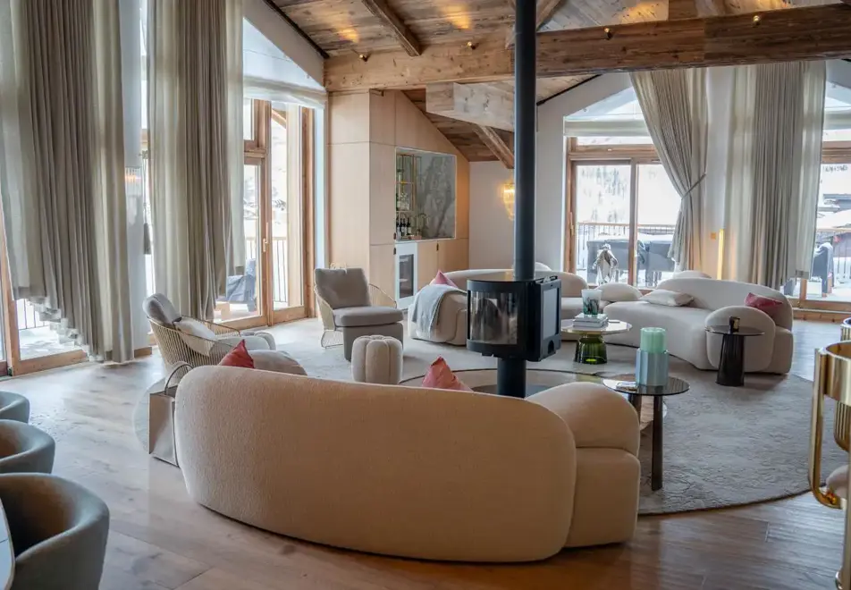 Silverstone Lodge, Val d'Isere (self catered chalet/apartment) - Number 5