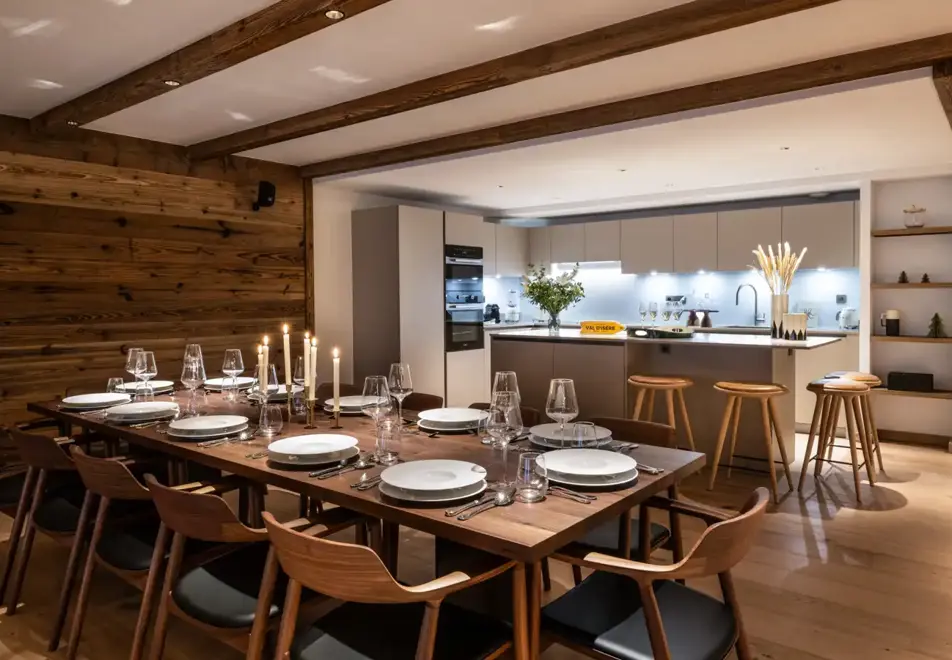 Silverstone Lodge, Val d'Isere (self catered chalet/apartment) - Number 2