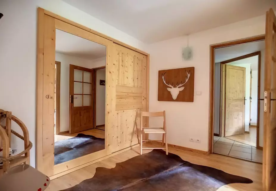 4 bedroom apartment in Saint Martin de Belleville (self catered) - Hallway