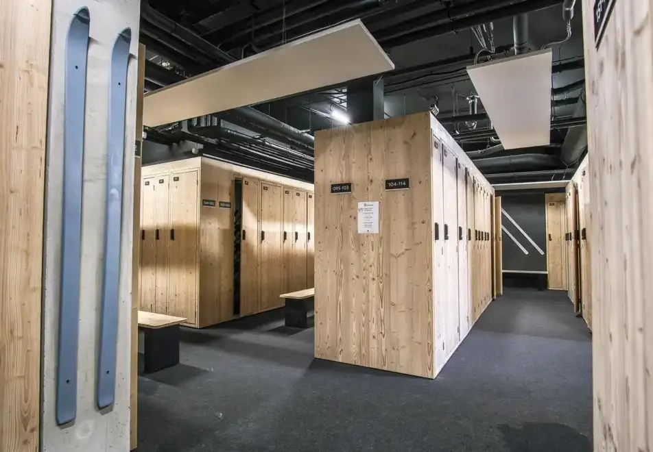 Panorama, Flaine (all inclusive hotel) - Ski lockers