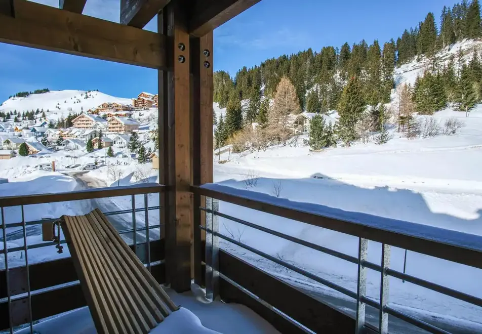 Panorama, Flaine (all inclusive hotel) - Typical room views