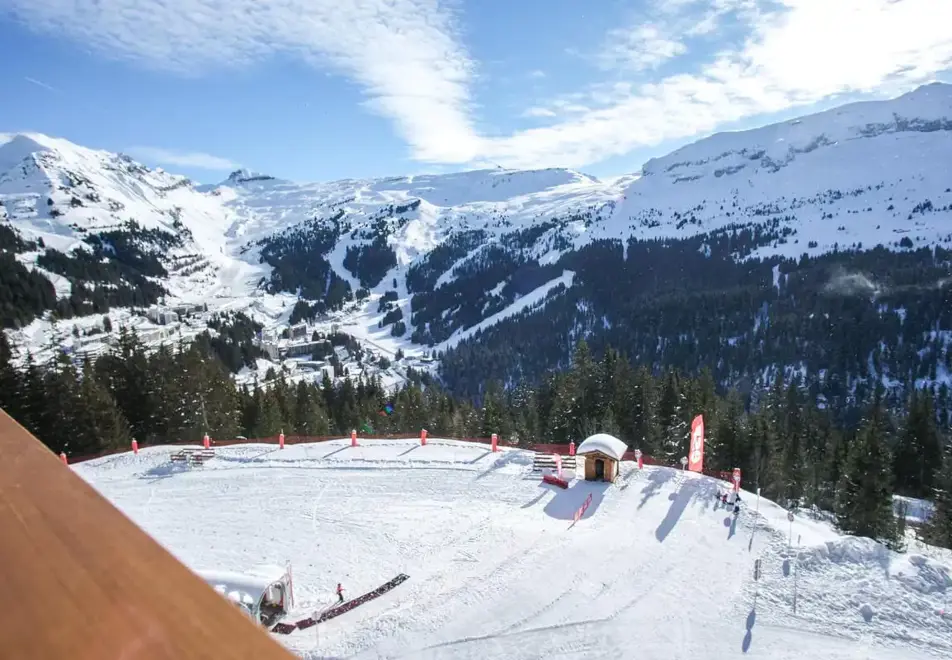 Panorama, Flaine (all inclusive hotel) - Typical room views