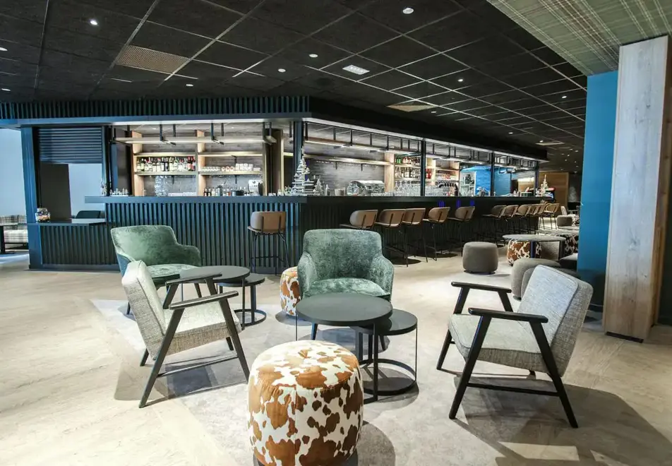 Cretes, Les Deux Alpes (all inclusive hotel) - Bar