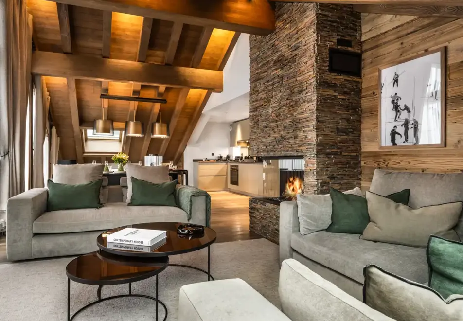 Falcon Lodge, Meribel (self catered apartments) - A30 (©Philippe Gal)