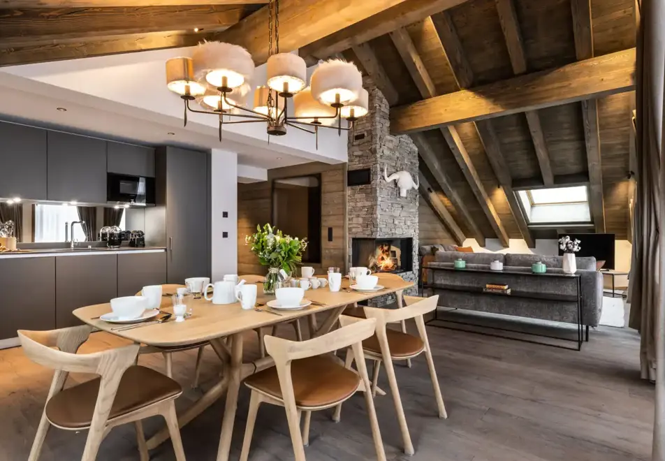 Falcon Lodge, Meribel (self catered apartments) - B30 (©Philippe Gal)