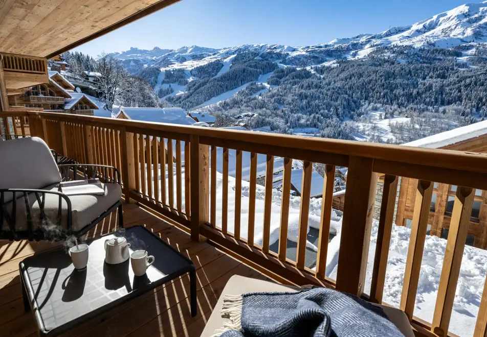 Falcon Lodge, Meribel (self catered apartments) - C11 (©Philippe Gal)