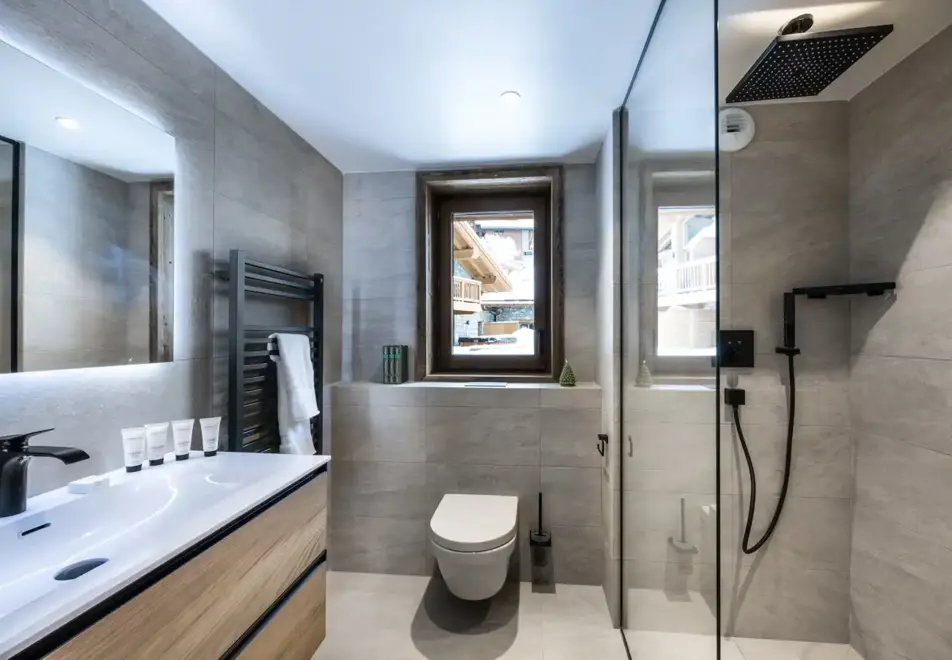 Falcon Lodge, Meribel (self catered apartments) - C21 (©Philippe Gal)