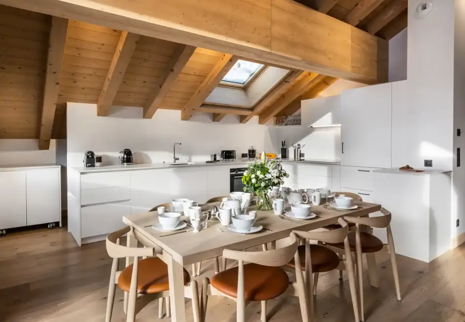 Falcon Lodge, Meribel (self catered apartments) - D22 (©Philippe Gal)