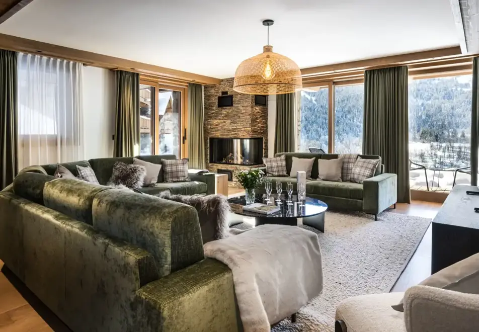 Falcon Lodge, Meribel (self catered apartments) - E01 (©Philippe Gal)