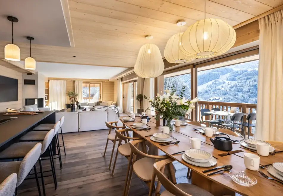 Falcon Lodge, Meribel (self catered apartments) - E11 (©Philippe Gal)
