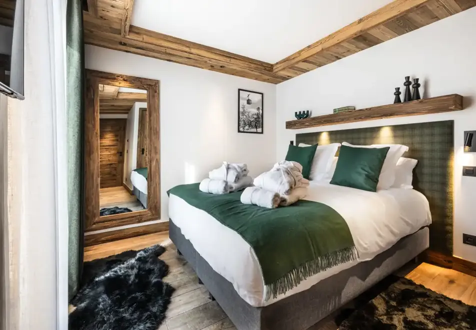 Falcon Lodge, Meribel (self catered apartments) - E21 (©Philippe Gal)