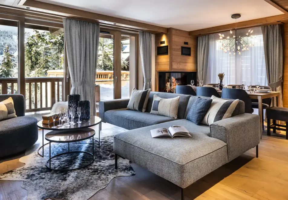 Falcon Lodge, Meribel (self catered apartments) - G11 (©Philippe Gal)